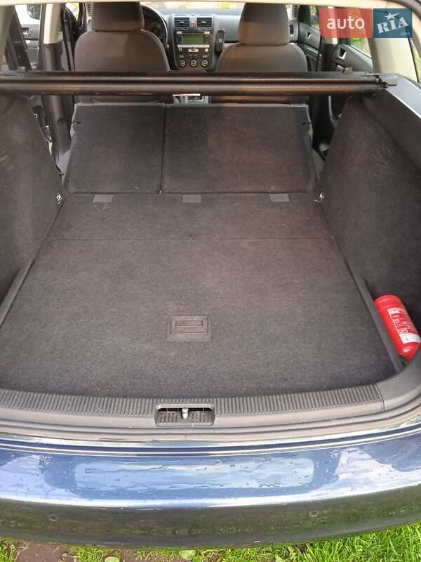 Универсал Volkswagen Golf 2007 в Золотоноше