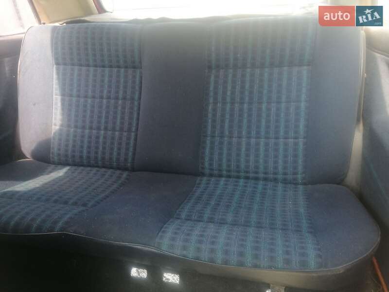 Хетчбек Volkswagen Golf 1986 в Косові