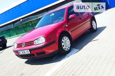 Хетчбек Volkswagen Golf 2003 в Дрогобичі