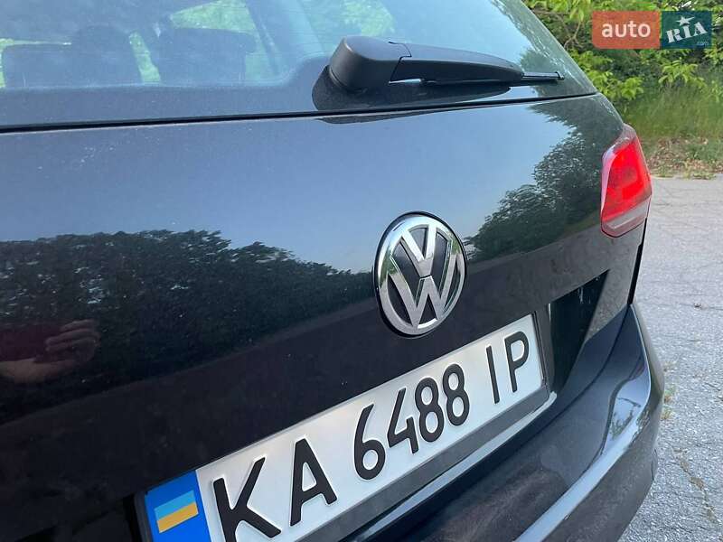 Универсал Volkswagen Golf 2015 в Ирпене