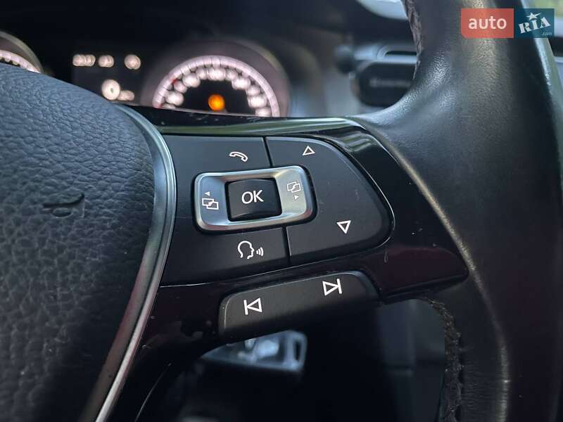 Универсал Volkswagen Golf 2015 в Ирпене