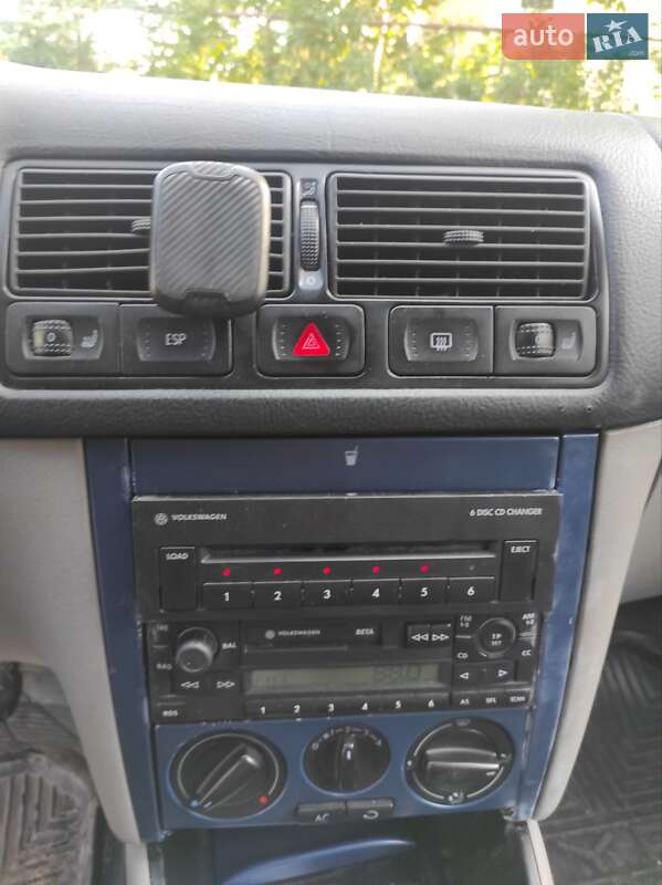 Хэтчбек Volkswagen Golf 1999 в Николаеве