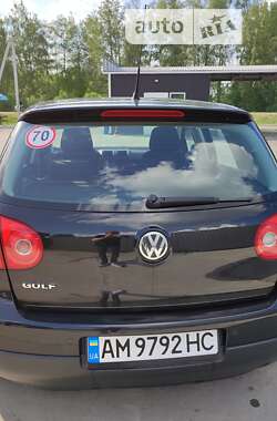 Хэтчбек Volkswagen Golf 2007 в 