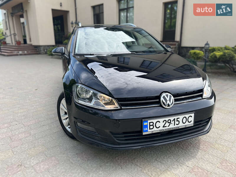 Універсал Volkswagen Golf 2016 в Стрию