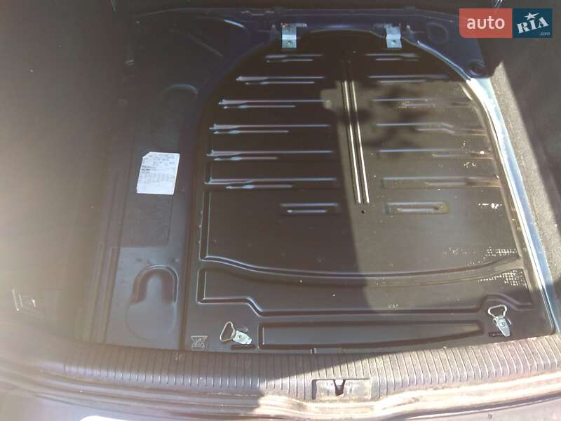 Универсал Volkswagen Golf 2002 в Прилуках