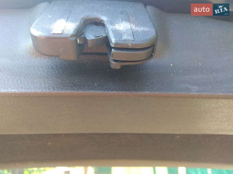 Универсал Volkswagen Golf 2002 в Прилуках