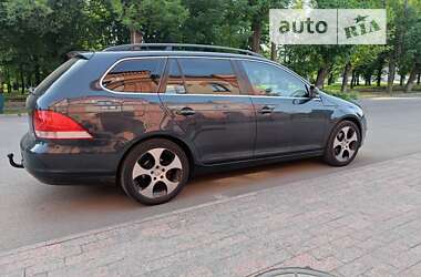 Универсал Volkswagen Golf 2009 в 