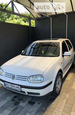 Хетчбек Volkswagen Golf 1998 в Ужгороді