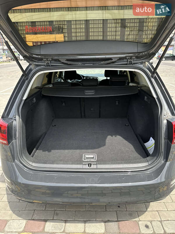 Универсал Volkswagen Golf 2013 в Луцке