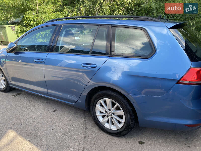 Універсал Volkswagen Golf 2016 в Кривому Розі