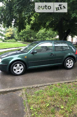 Хетчбек Volkswagen Golf 1998 в Львові