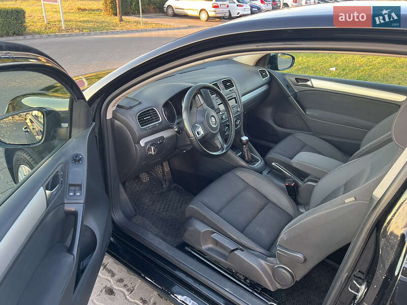 Хетчбек Volkswagen Golf 2010 в Виноградові