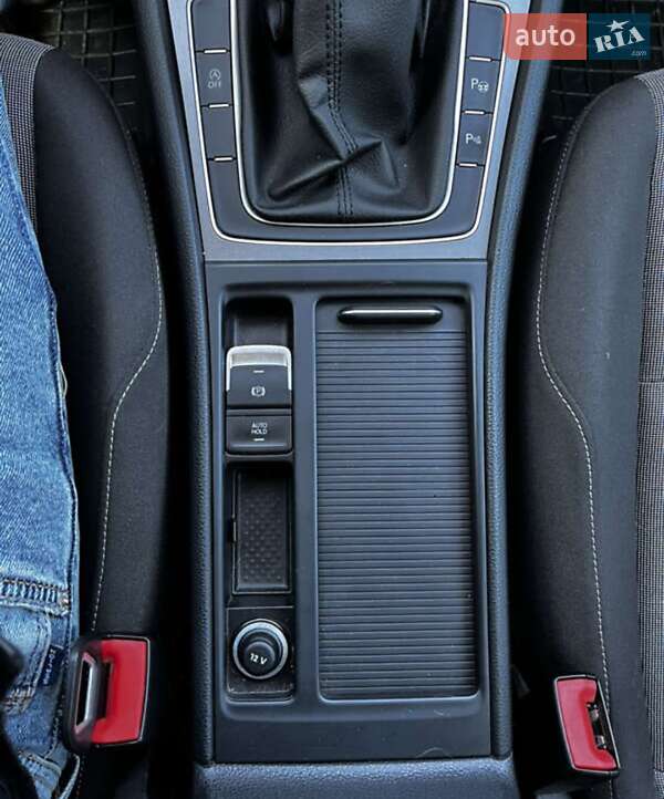 Універсал Volkswagen Golf 2014 в Львові