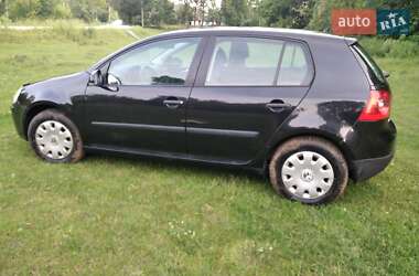 Хэтчбек Volkswagen Golf 2005 в Тернополе