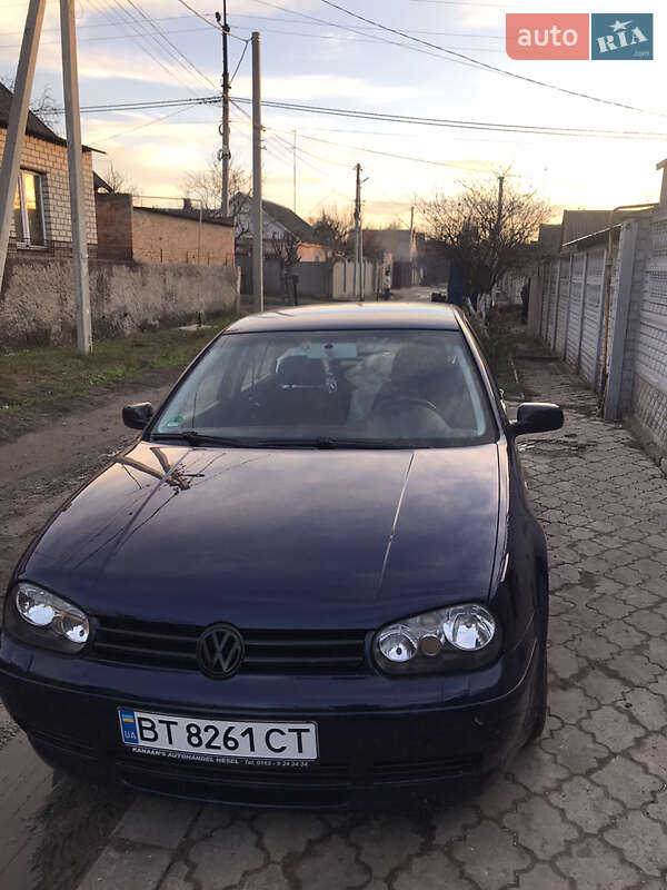 Хетчбек Volkswagen Golf 2003 в Херсоні фото 5 Хетчбек Volkswagen Golf 2003 в Херсоні