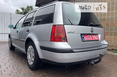 Универсал Volkswagen Golf 2002 в Бахмаче