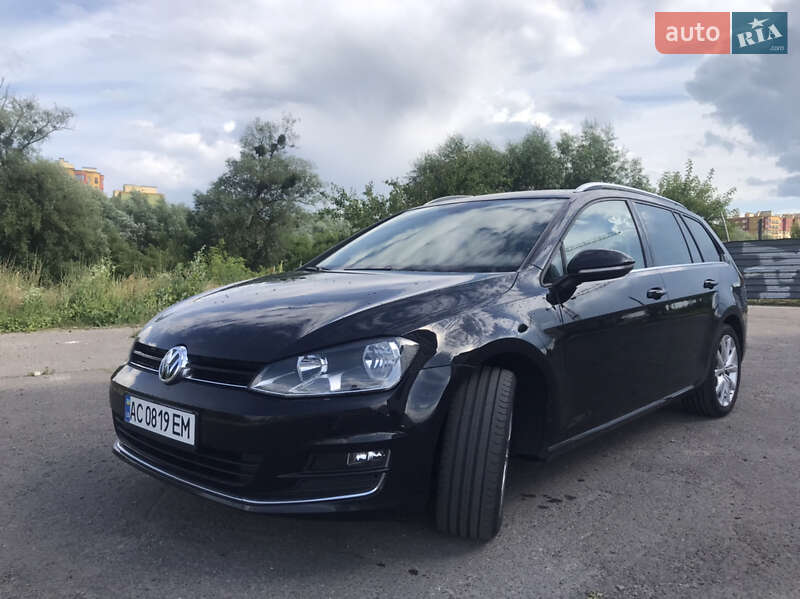 Универсал Volkswagen Golf 2016 в 