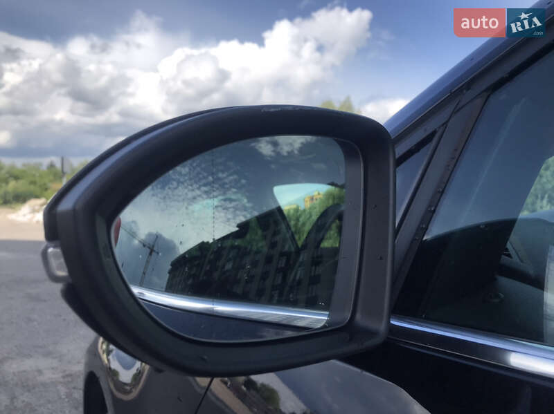 Універсал Volkswagen Golf 2016 в Луцьку