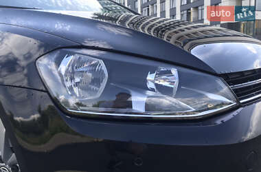 Универсал Volkswagen Golf 2016 в 