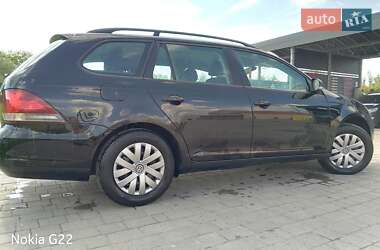 Универсал Volkswagen Golf 2011 в Каменке-Бугской