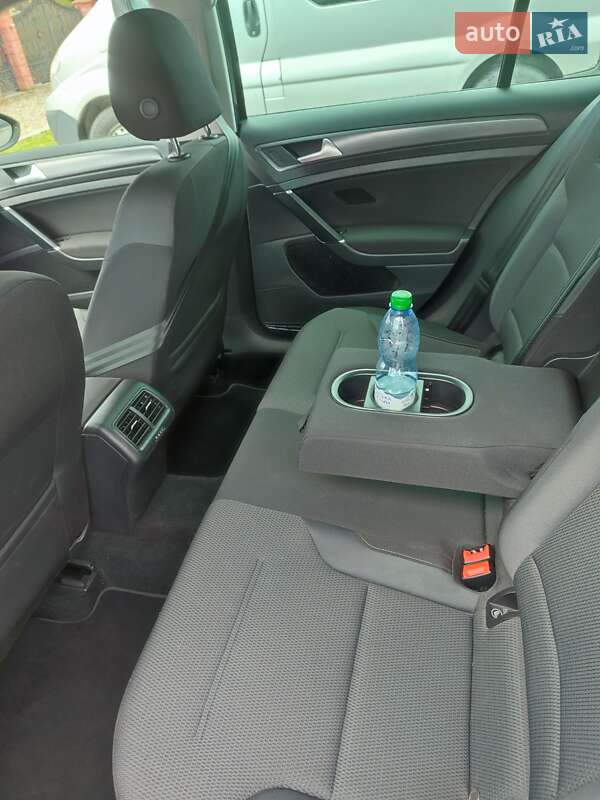 Універсал Volkswagen Golf 2017 в Стрию