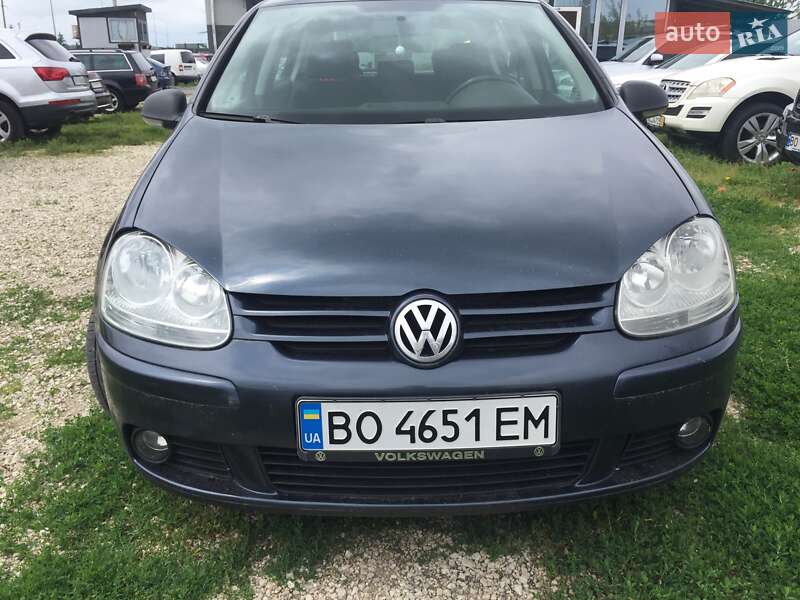 Хетчбек Volkswagen Golf 2008 в Тернополі