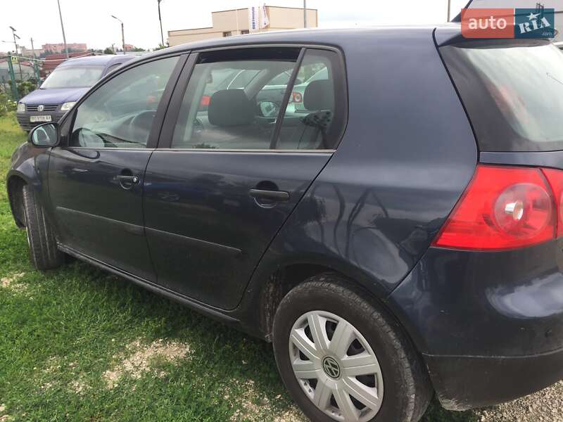 Хетчбек Volkswagen Golf 2008 в Тернополі