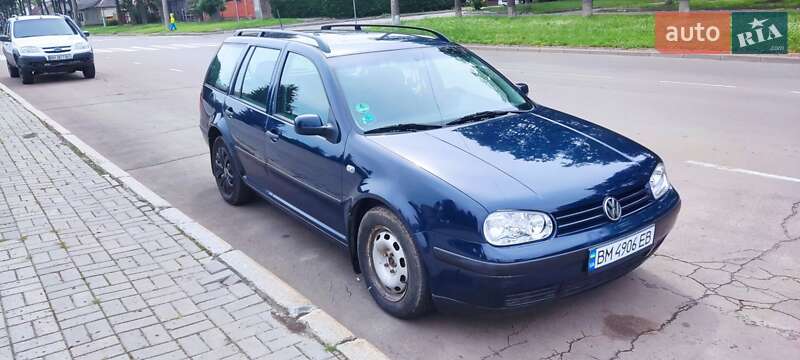 Універсал Volkswagen Golf 2000 в Сумах