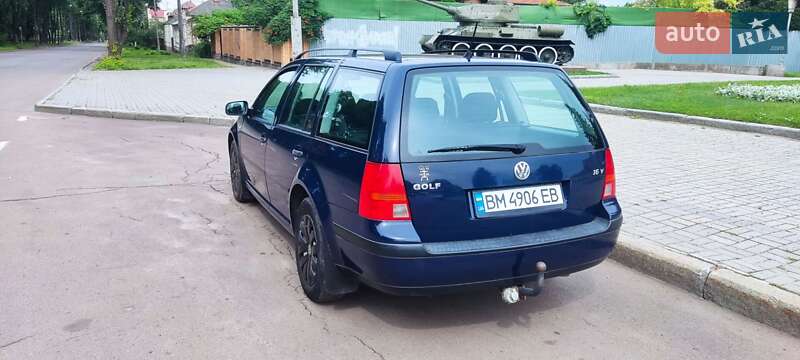 Універсал Volkswagen Golf 2000 в Сумах