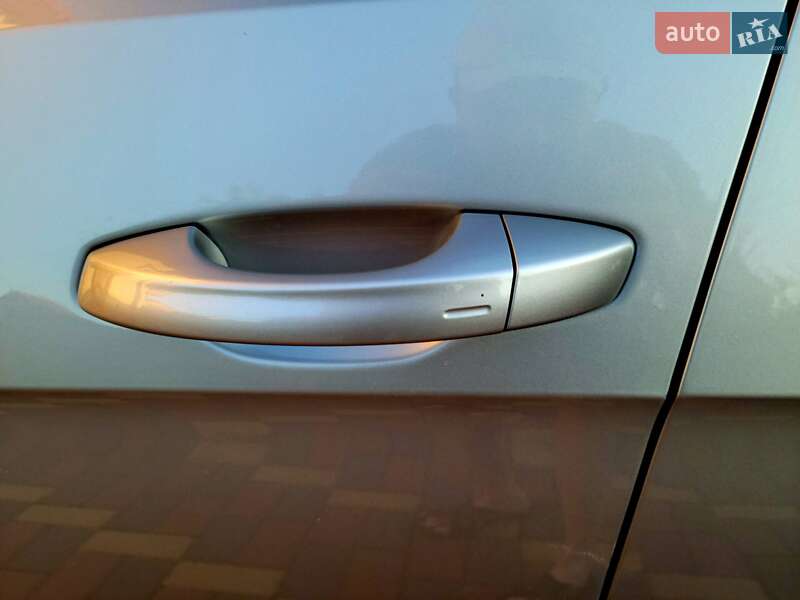 Хэтчбек Volkswagen Golf 2017 в Житомире