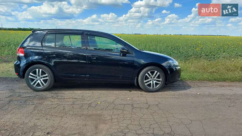 Хетчбек Volkswagen Golf 2009 в Роздільній