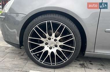 Хетчбек Volkswagen Golf 2006 в 