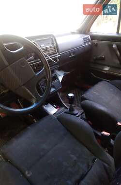 Хэтчбек Volkswagen Golf 1985 в 