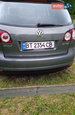 Хэтчбек Volkswagen Golf 2005 в Львове