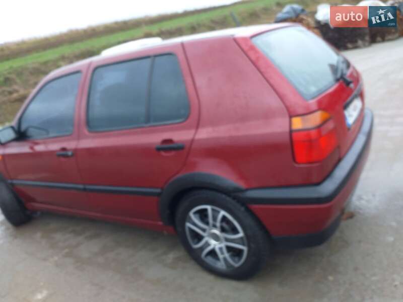 Хэтчбек Volkswagen Golf 1993 в Турке