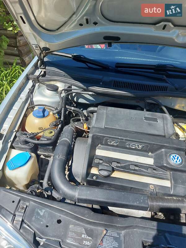 Универсал Volkswagen Golf 2000 в Прилуках