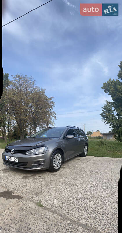 Універсал Volkswagen Golf 2015 в Кривому Розі