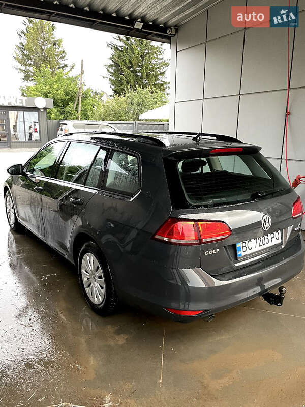 Універсал Volkswagen Golf 2016 в Трускавці