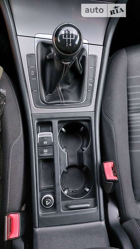 Универсал Volkswagen Golf 2015 в Львове