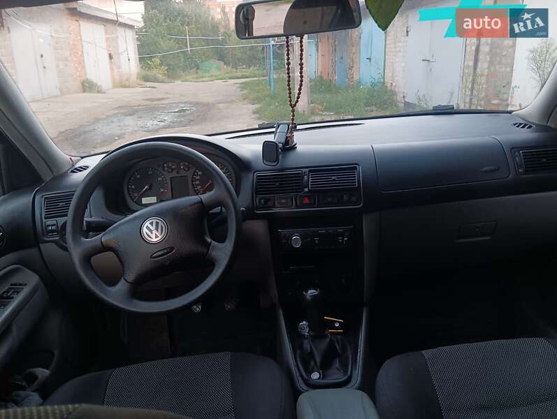 Універсал Volkswagen Golf 2003 в Костянтинівці (Краматорського району)