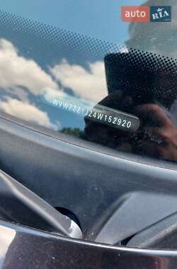 Універсал Volkswagen Golf 2004 в 