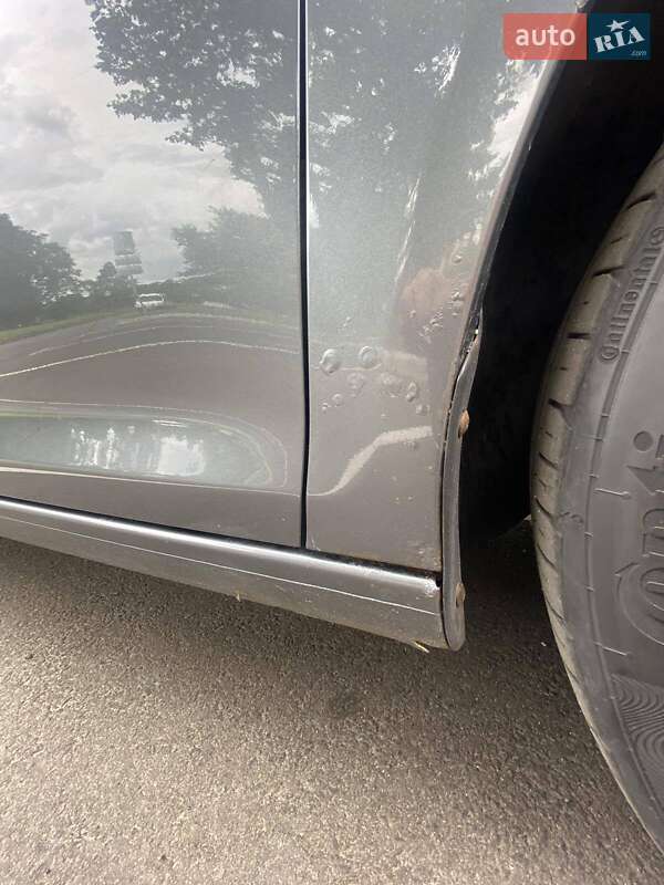 Універсал Volkswagen Golf 2009 в Києві