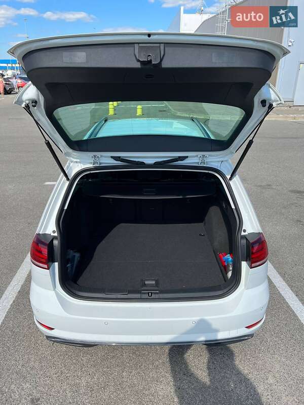 Универсал Volkswagen Golf 2017 в Борисполе