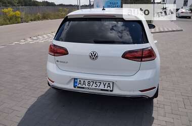 Хетчбек Volkswagen Golf 2019 в Києві