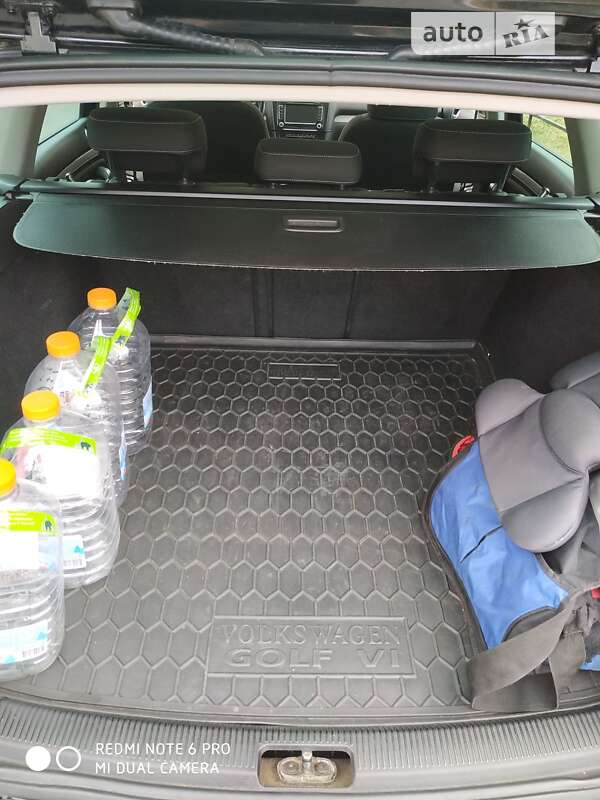 Універсал Volkswagen Golf 2012 в Броварах
