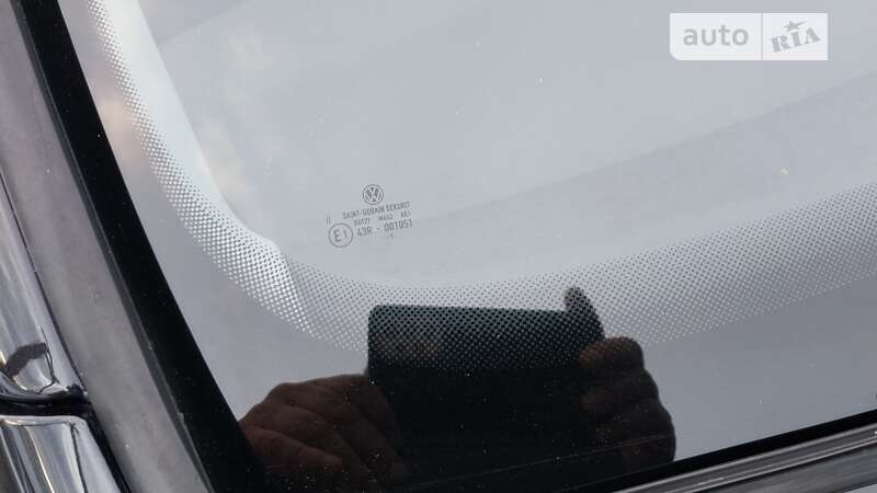 Хэтчбек Volkswagen Golf 2005 в Ходорове