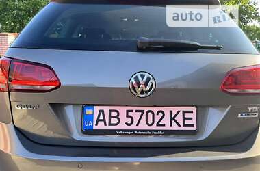 Універсал Volkswagen Golf 2015 в Вінниці