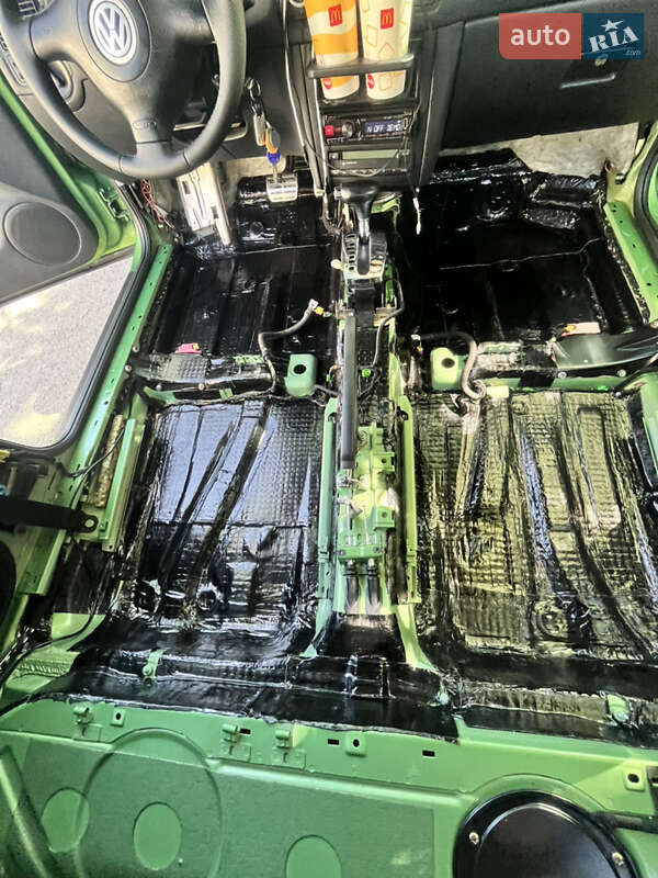 Хэтчбек Volkswagen Golf 1999 в Одессе