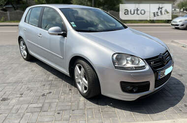 Хэтчбек Volkswagen Golf 2008 в Ровно