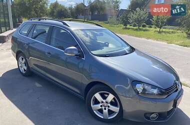 Универсал Volkswagen Golf 2011 в 
